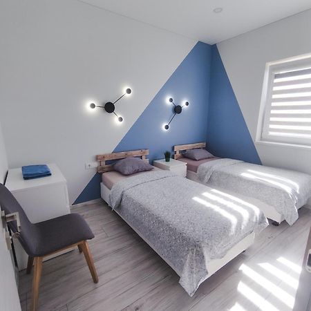 K-Town - Apartments Viabaltic カウナス エクステリア 写真