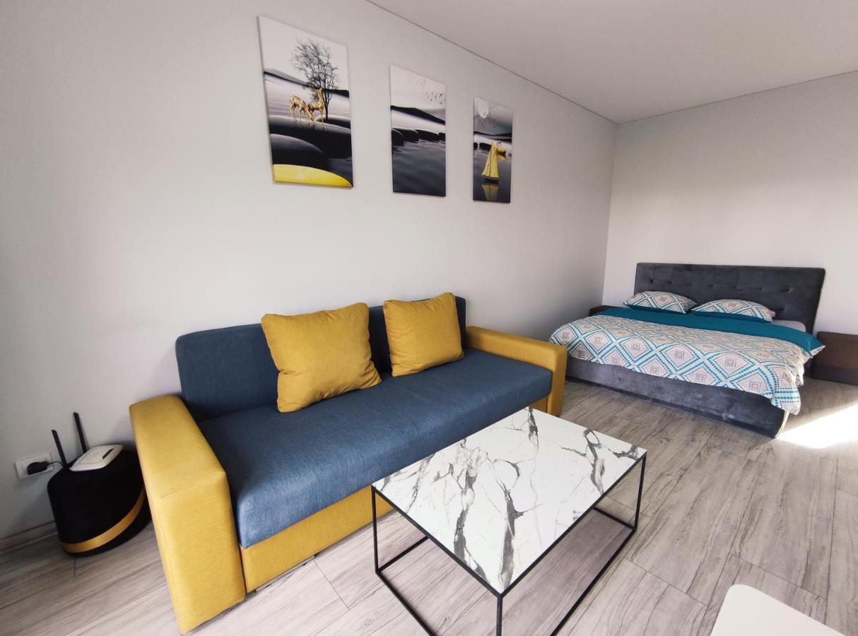 K-Town - Apartments Viabaltic カウナス エクステリア 写真
